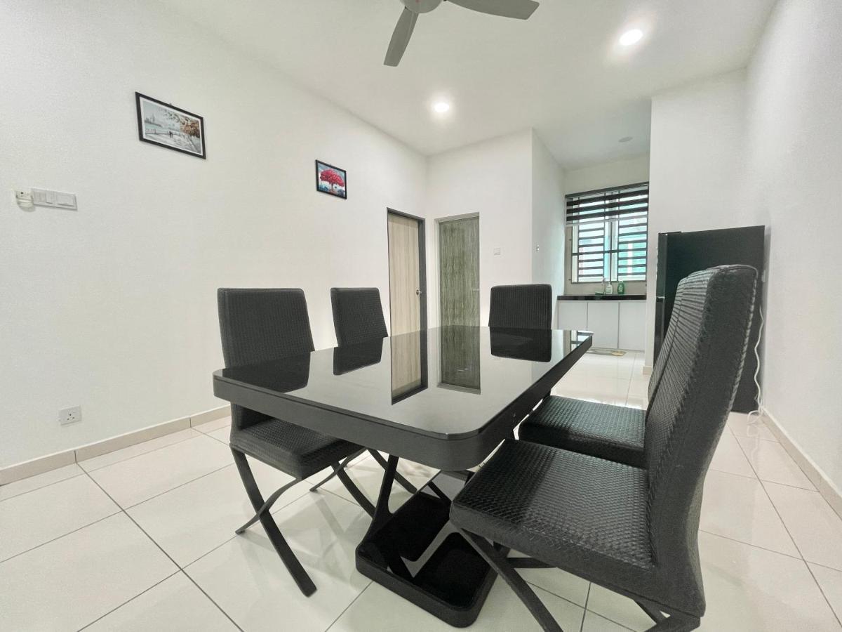 Langkawi Cozy Holiday Home At Taman Simfoni By Zervin กัวห์ ภายนอก รูปภาพ