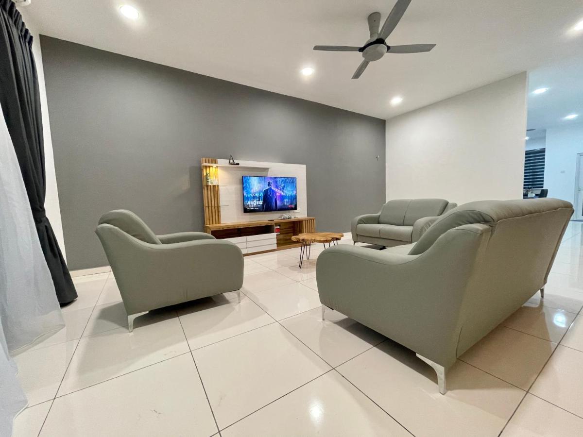 Langkawi Cozy Holiday Home At Taman Simfoni By Zervin กัวห์ ภายนอก รูปภาพ